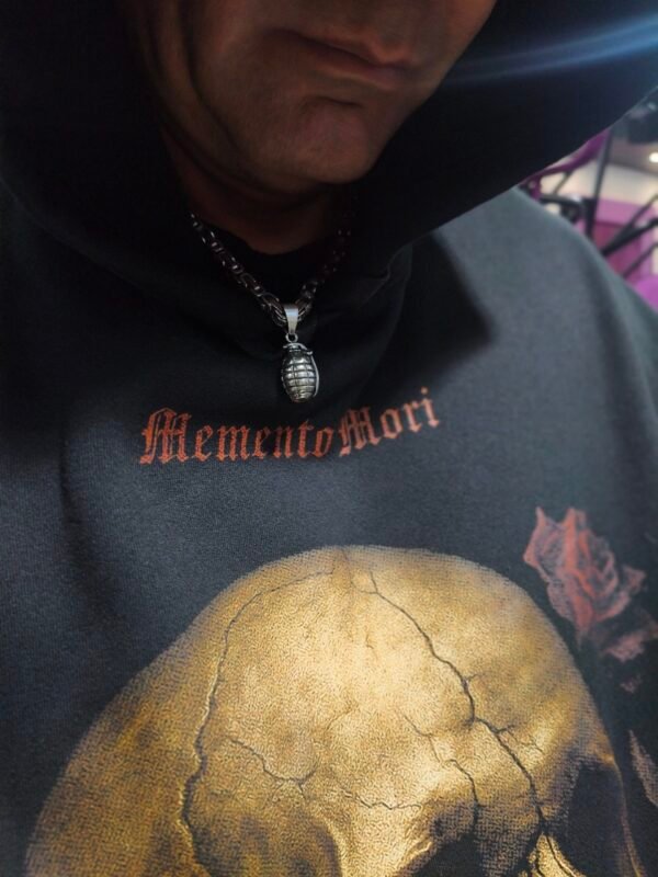 SUDADERA MEMENTO MORI