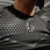 PLAYERA COMPRESIÓN HEX BLACK