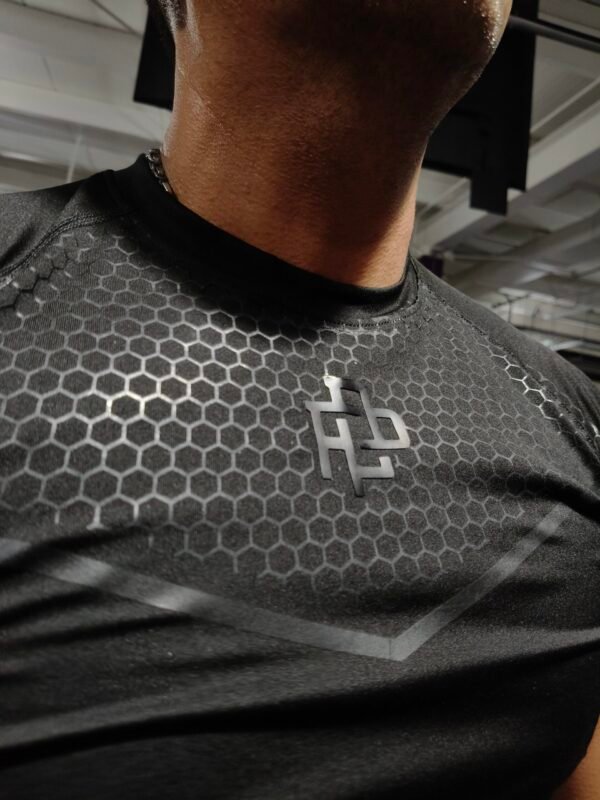 PLAYERA COMPRESIÓN HEX BLACK