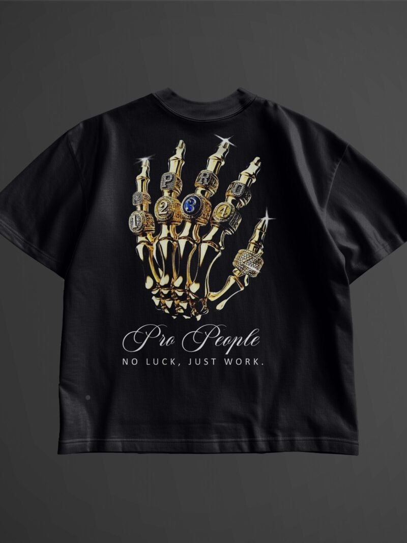 OVERSIZED-PLAYERA-DISENO-ORO-scaled-1.jpg OVERSIZED 4 YEARS