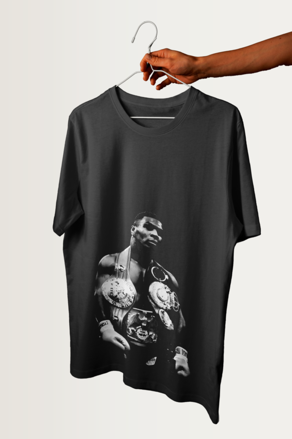 OVERSIZED TYSON