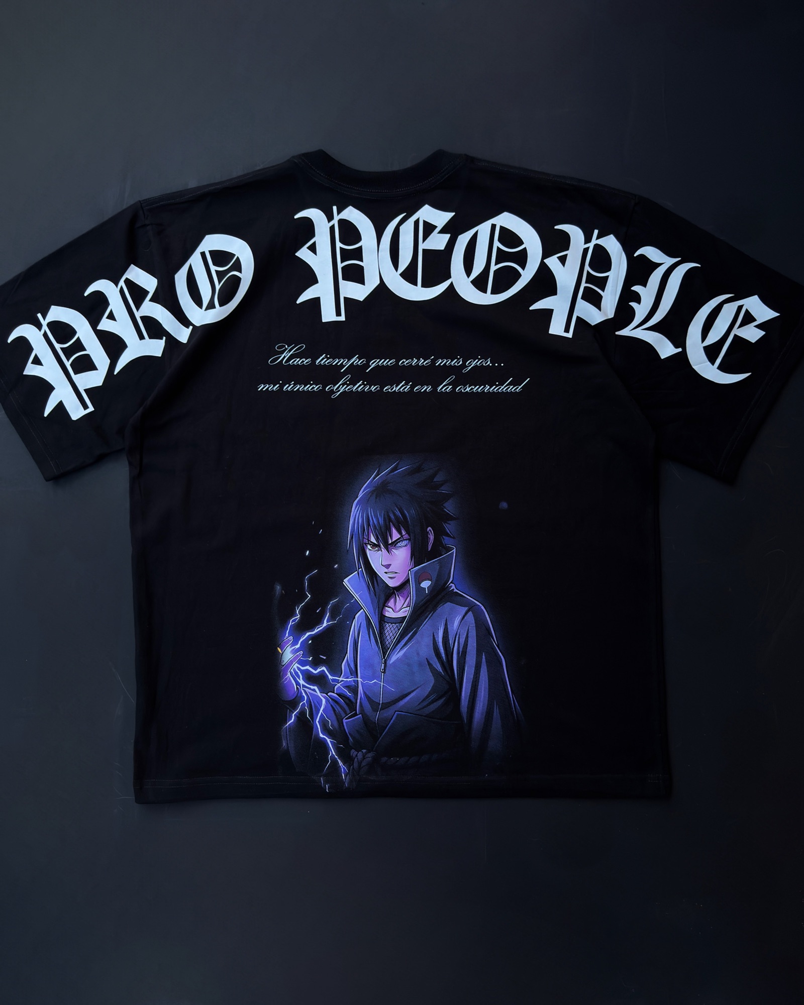 OVERSIZED SASUKE- DROP NARUTO
