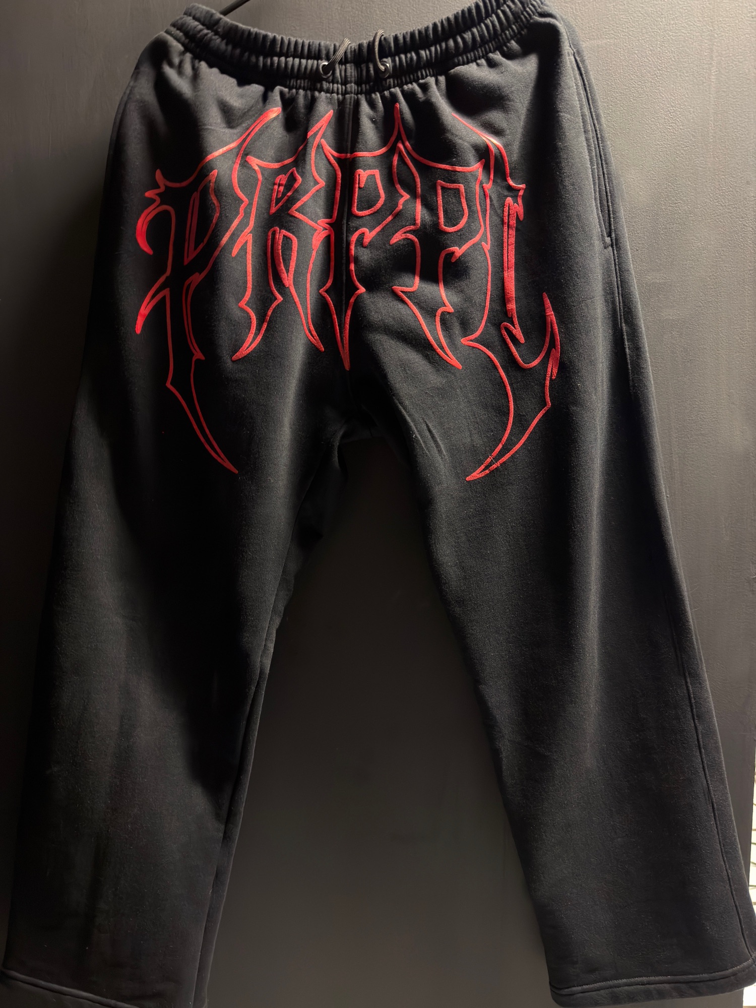 PANTS SWEATS RED GOTIC
